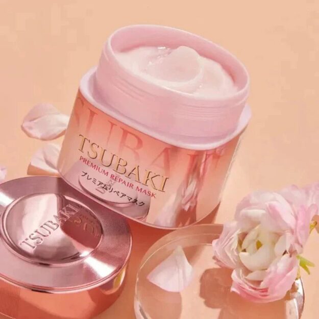 Shiseido "Fino Premium Pink Camellia" atkuriamoji plaukų kaukė 1